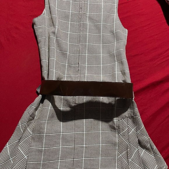Girls dress size 10 with belt - Picture 3 of 4